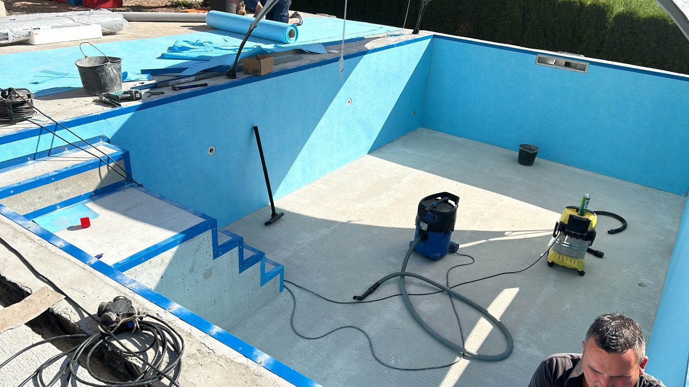 Arbeiten Folienauskleidung Pool